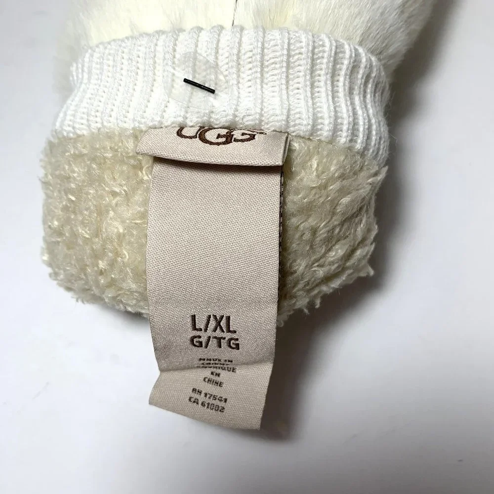 UGG All Over Faux Fur Quilted Mittens Ivory Size Large / X-Large NEW